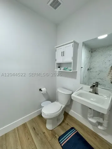 1021 NW 1st Street Miami FL 33128