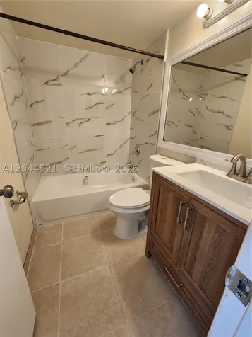 2148 White Pine Circle Green Acres FL 33415
