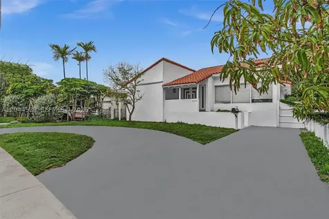 8858 Harding Avenue Surfside FL 33154