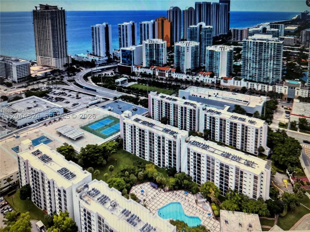 16919 N Bay Road Sunny Isles Beach FL 33160