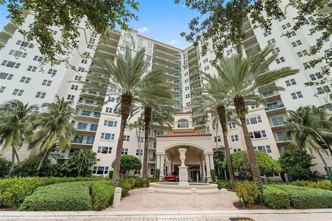19900 E Country Club Drive Aventura FL 33180