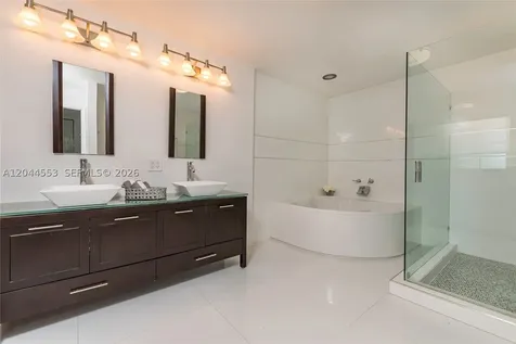 5132 NW 106th Avenue Doral FL 33178