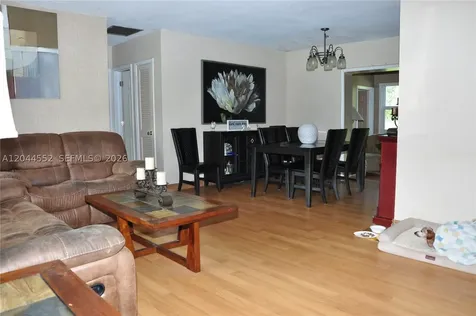 5630 SW 55th Avenue Davie FL 33314