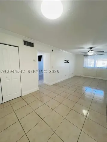 606 W 81st Street Hialeah FL 33014