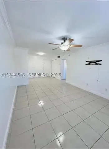 606 W 81st Street Hialeah FL 33014