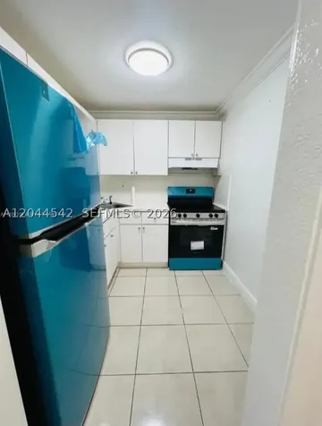 606 W 81st Street Hialeah FL 33014
