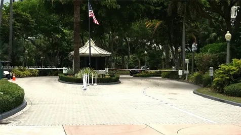 1111 Crandon Boulevard Key Biscayne FL 33149