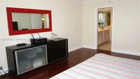 1111 Crandon Boulevard Key Biscayne FL 33149