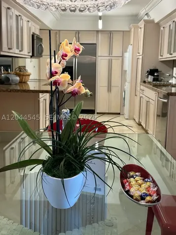 1111 Crandon Boulevard Key Biscayne FL 33149