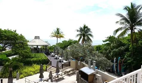 1111 Crandon Boulevard Key Biscayne FL 33149