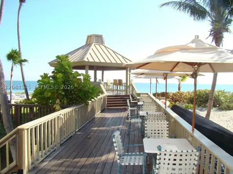 1111 Crandon Boulevard Key Biscayne FL 33149