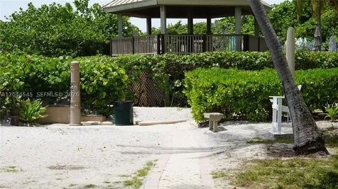 1111 Crandon Boulevard Key Biscayne FL 33149