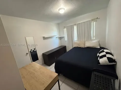 974 SE 1st Street Hialeah FL 33010