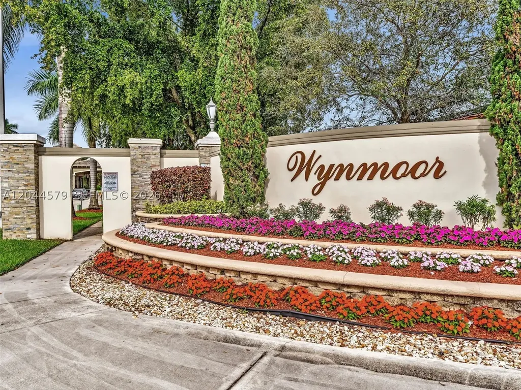 1212 SE Bahama Bend Coconut Creek FL 33066