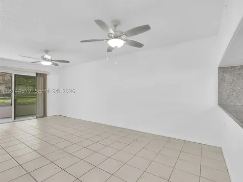 1212 SE Bahama Bend Coconut Creek FL 33066