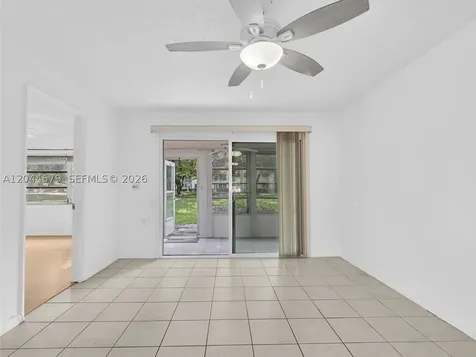 1212 SE Bahama Bend Coconut Creek FL 33066