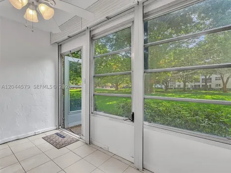 1212 SE Bahama Bend Coconut Creek FL 33066