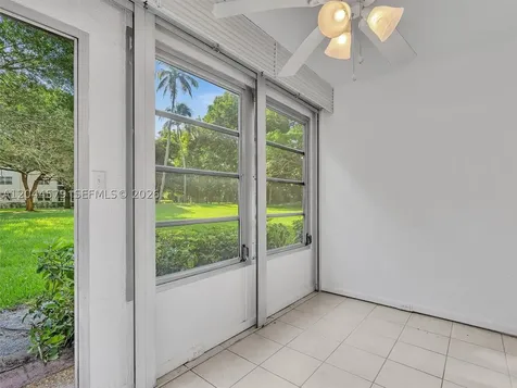 1212 SE Bahama Bend Coconut Creek FL 33066
