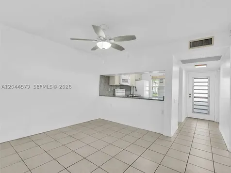 1212 SE Bahama Bend Coconut Creek FL 33066