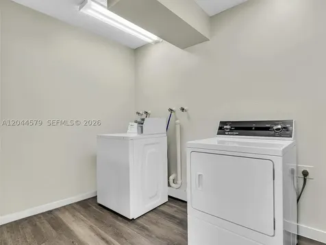 1212 SE Bahama Bend Coconut Creek FL 33066