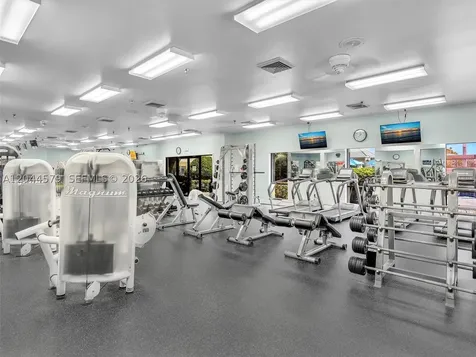 1212 SE Bahama Bend Coconut Creek FL 33066