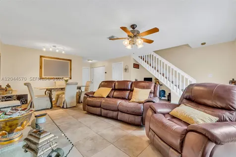 10857 NW 8th Street Pembroke Pines FL 33026