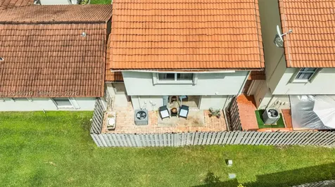 10857 NW 8th Street Pembroke Pines FL 33026
