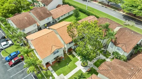 10857 NW 8th Street Pembroke Pines FL 33026