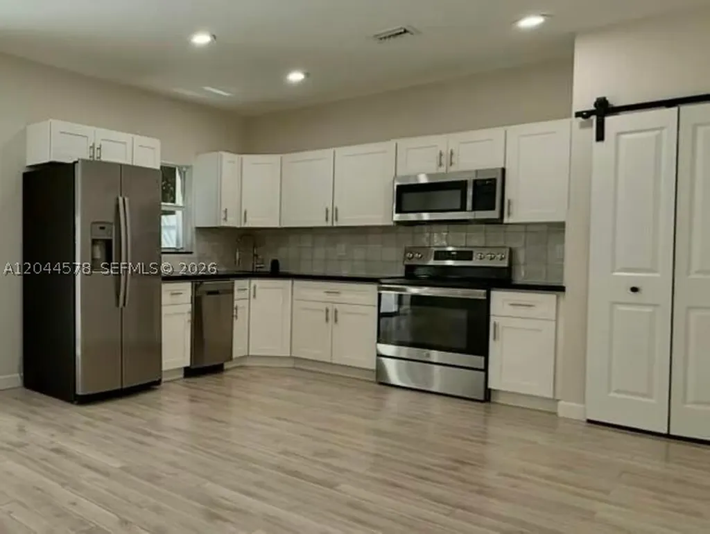1035 NW 2nd Avenue Fort Lauderdale FL 33311