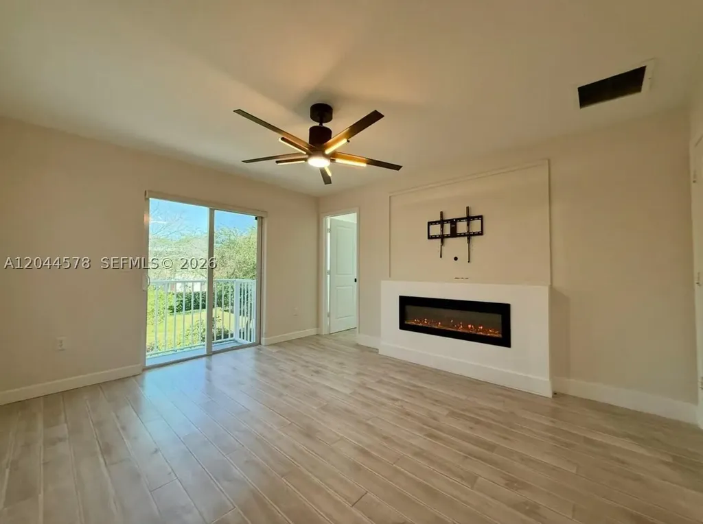 1035 NW 2nd Avenue Fort Lauderdale FL 33311