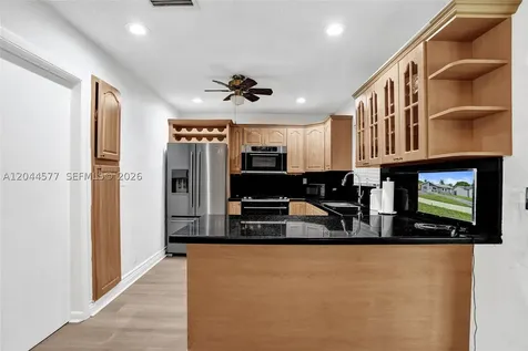 7812 SW 7th Place North Lauderdale FL 33068