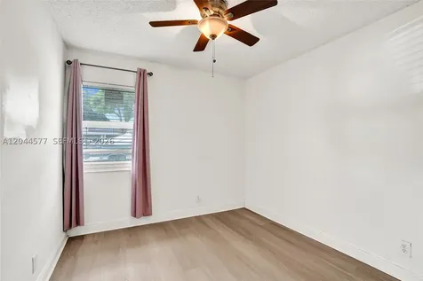 7812 SW 7th Place North Lauderdale FL 33068