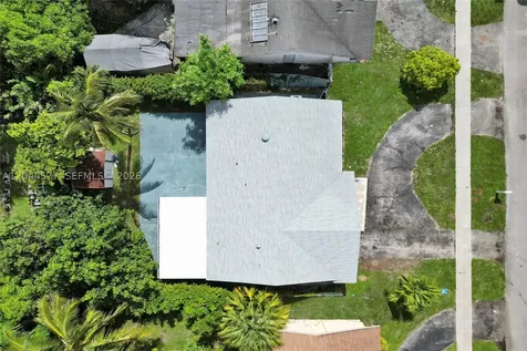 7812 SW 7th Place North Lauderdale FL 33068