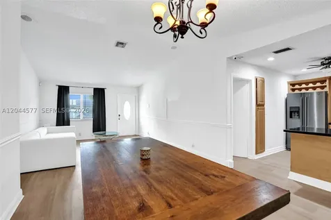 7812 SW 7th Place North Lauderdale FL 33068