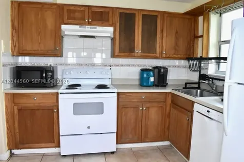 Pembroke Pines FL 33025