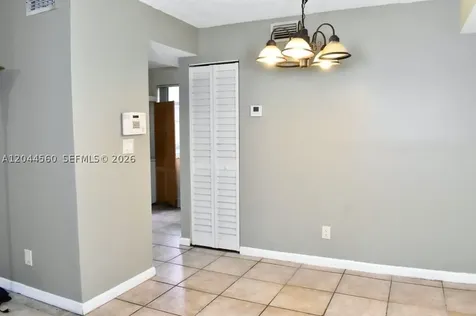Pembroke Pines FL 33025