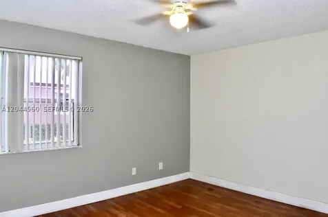 Pembroke Pines FL 33025