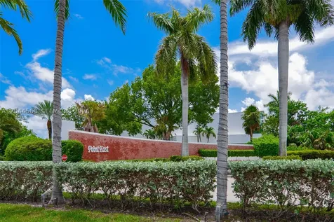 2851 Leonard Drive Aventura FL 33160
