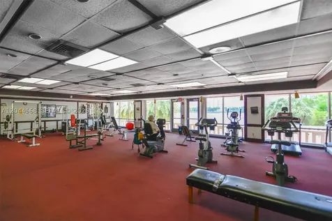 2851 Leonard Drive Aventura FL 33160