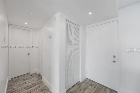 2851 Leonard Drive Aventura FL 33160