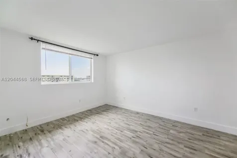 2851 Leonard Drive Aventura FL 33160
