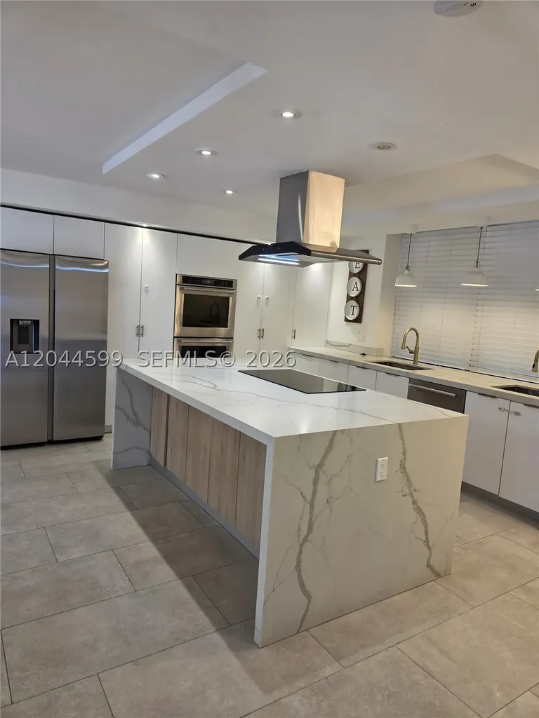 20401 NE 30th Avenue Aventura FL 33180