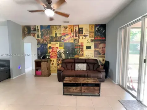 2335 SE 4th Place Homestead FL 33033