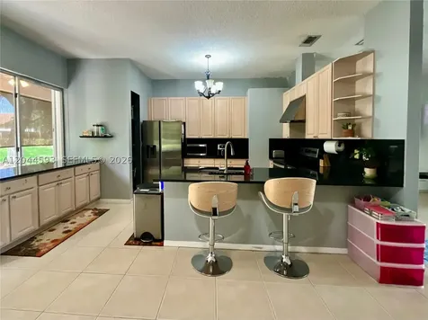 2335 SE 4th Place Homestead FL 33033