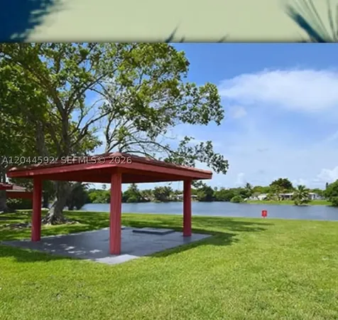 1233 SW 130 Avenue Miami FL 33184