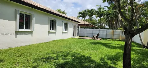 16507 NW 91st Avenue Miami Lakes FL 33018