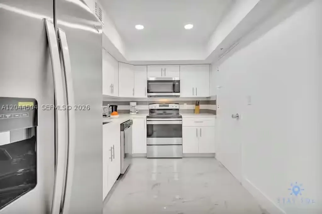 3901 S Ocean Drive Hollywood FL 33019