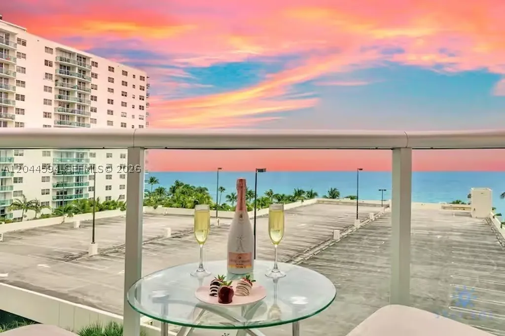 3901 S Ocean Drive Hollywood FL 33019