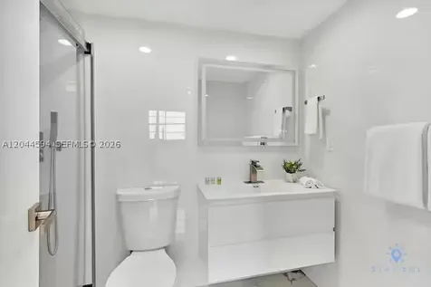 3901 S Ocean Drive Hollywood FL 33019