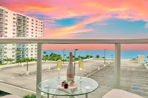 3901 S Ocean Drive Hollywood FL 33019
